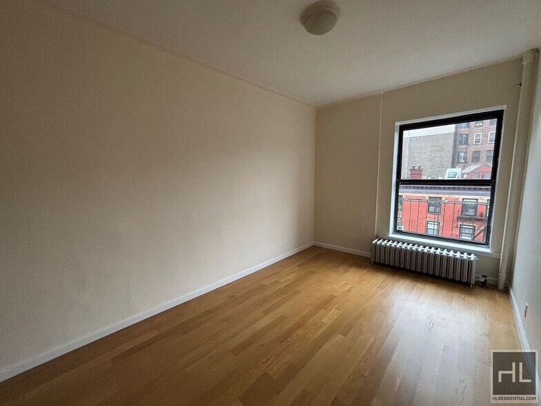 Primary Photo - WEST 72 STREET