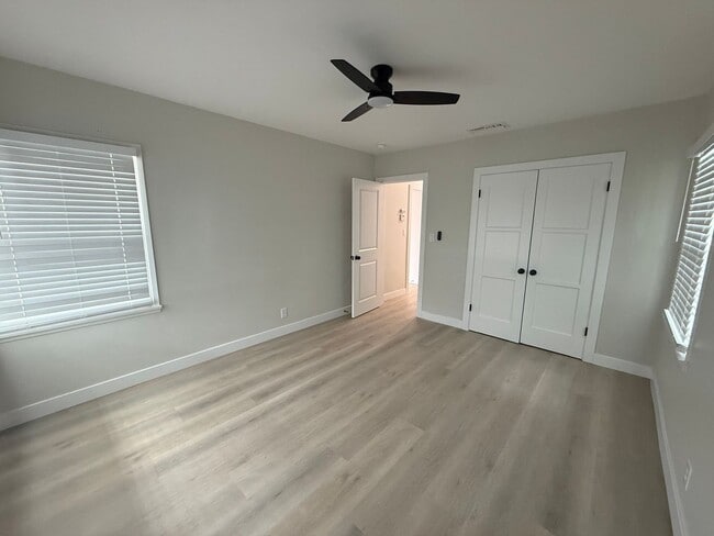 Building Photo - Newly remodeled 3 bedroom 2 bath