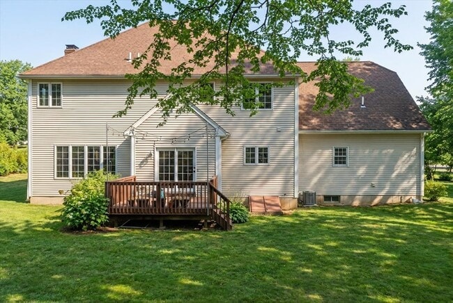 Building Photo - 48 Blue Hills Dr