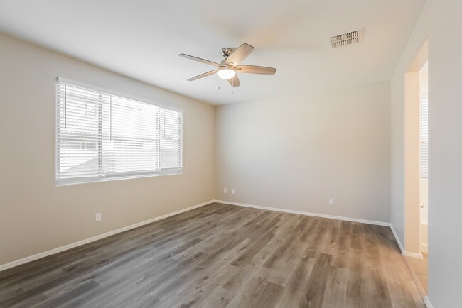 Building Photo - 4150 W Ardmore Rd