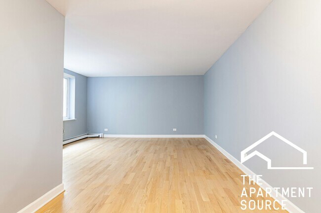 Building Photo - 669 W Grace St