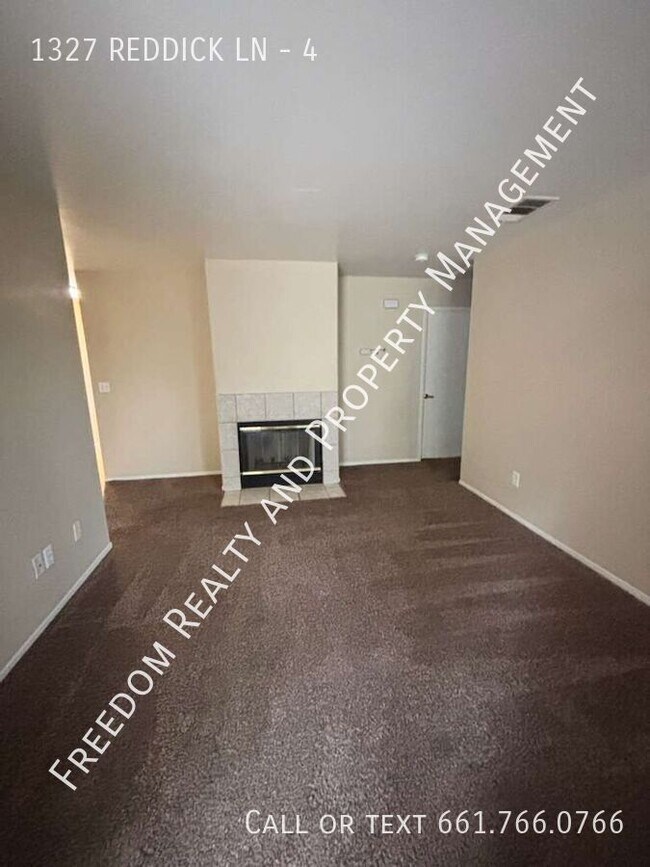 Building Photo - 1327 Reddick Ln