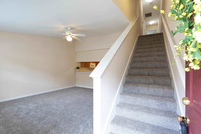 Building Photo - 4434 Gearhart Rd