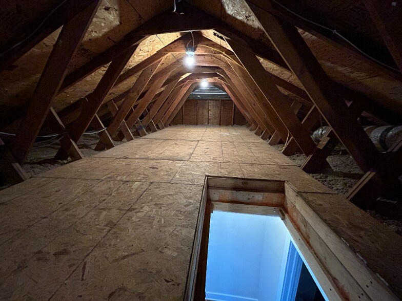 Building Photo - 1119 Davidson St