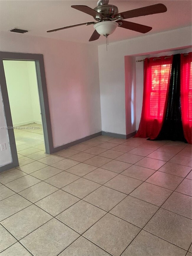 Primary Photo - 750 NW 118th St