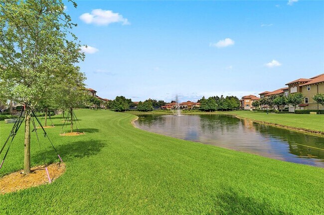 Building Photo - 2333 Lobelia Dr