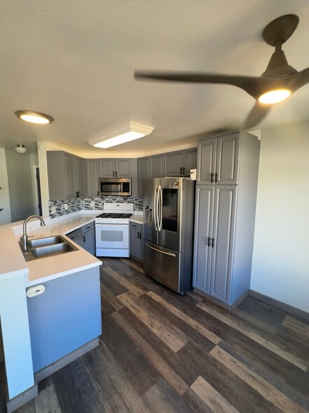 Building Photo - 87-366-366 Kulawae St