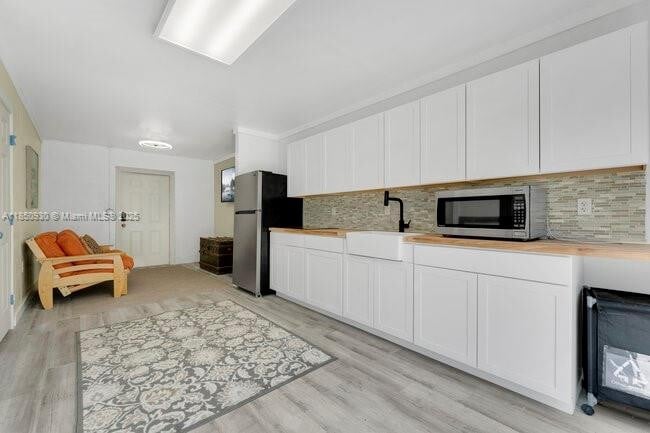 Building Photo - 209 S Palmway