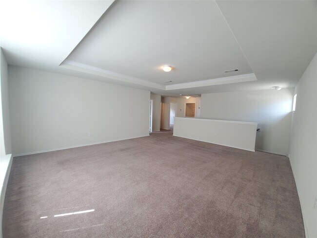 Building Photo - 14614 Sierra Garden Dr