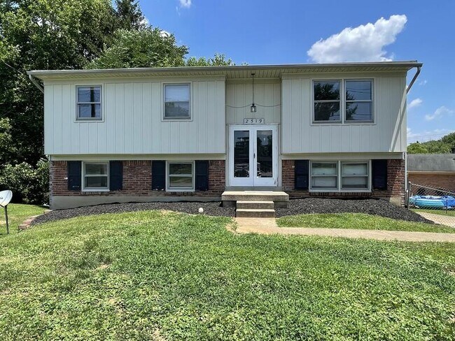 Building Photo - 2519 Steeplechase Dr