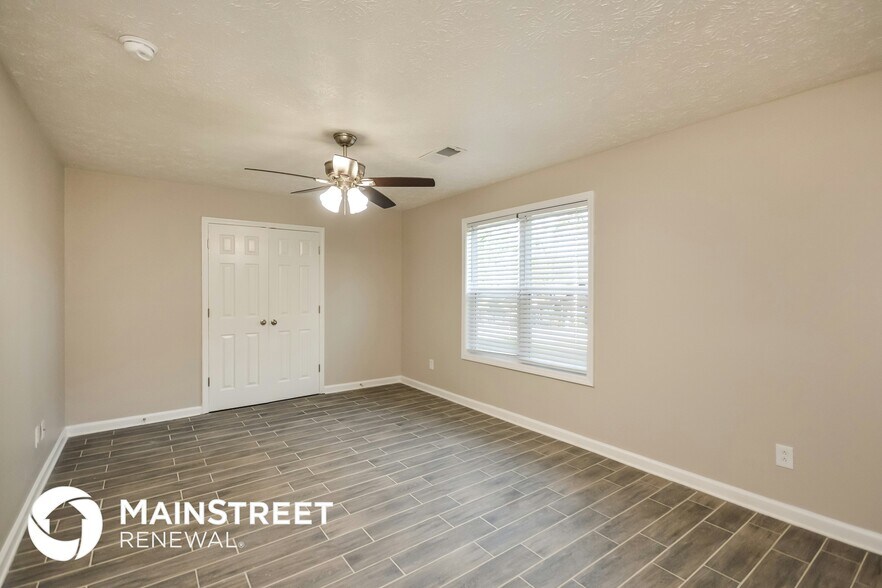 Building Photo - 6096 Creekford Dr