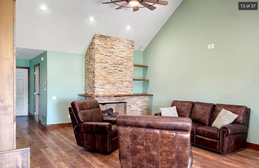 Example of furnished living room [does not come furnished] - 14787 Caminito Orense Oeste