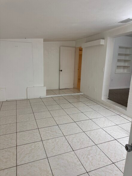 Building Photo - 1064 Amanda Rd