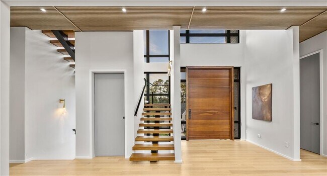 Building Photo - 4232 Edgewood Ct