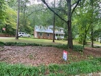 Building Photo - 311 Lancelot Dr