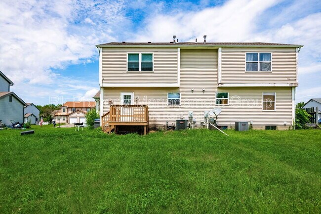 Building Photo - 7179 Feather Ct