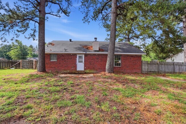 Building Photo - 189 Kenny Dr