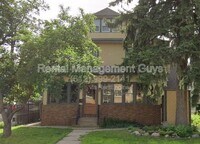 Building Photo - 2715 Pillsbury Ave