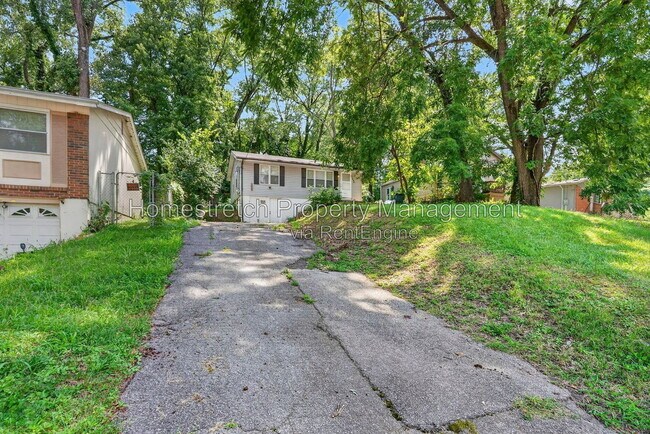 Building Photo - 7534 Blanding Dr