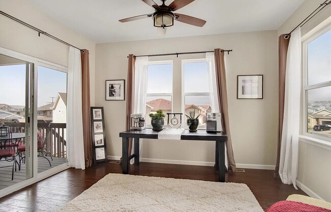 Building Photo - 912 McMurdo Cir