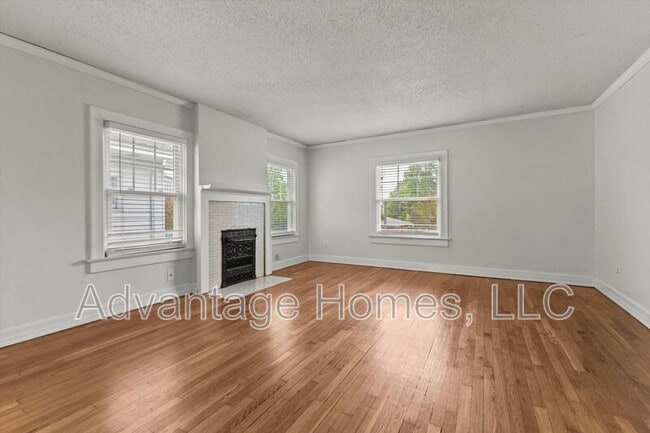 Building Photo - 315 Garfield Ave