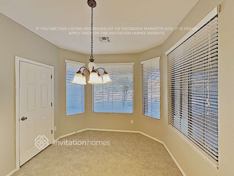 Building Photo - 1271 W Desert Valley Dr