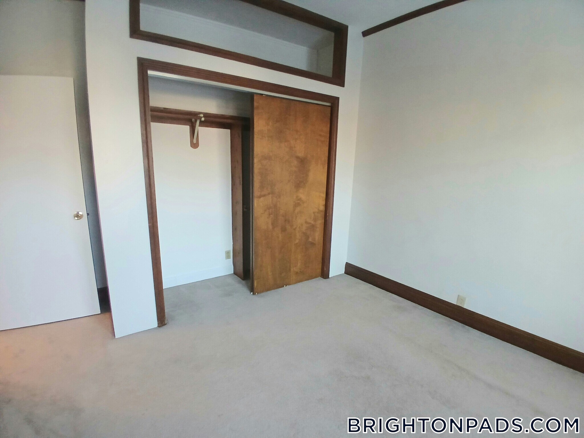 Building Photo - 7 Wallingford Rd