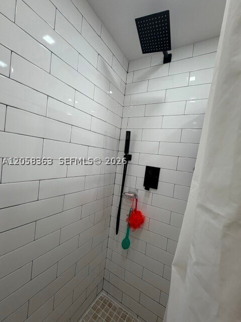 Building Photo - 11053 SW 113th Pl