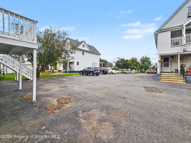 Building Photo - 1125 Reynolds Ave
