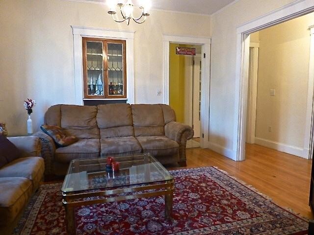 Building Photo - 2 Claflin Rd