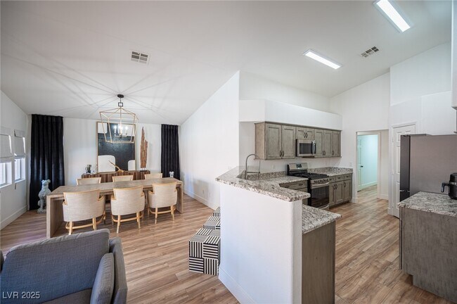 Building Photo - 5312 Bright Sky Ct