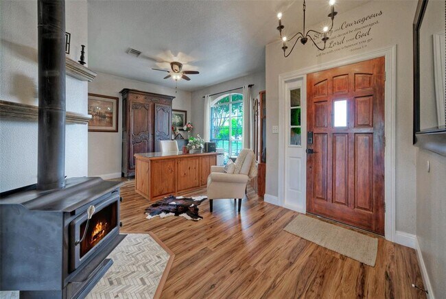 Building Photo - 511 Chaney's Crossing