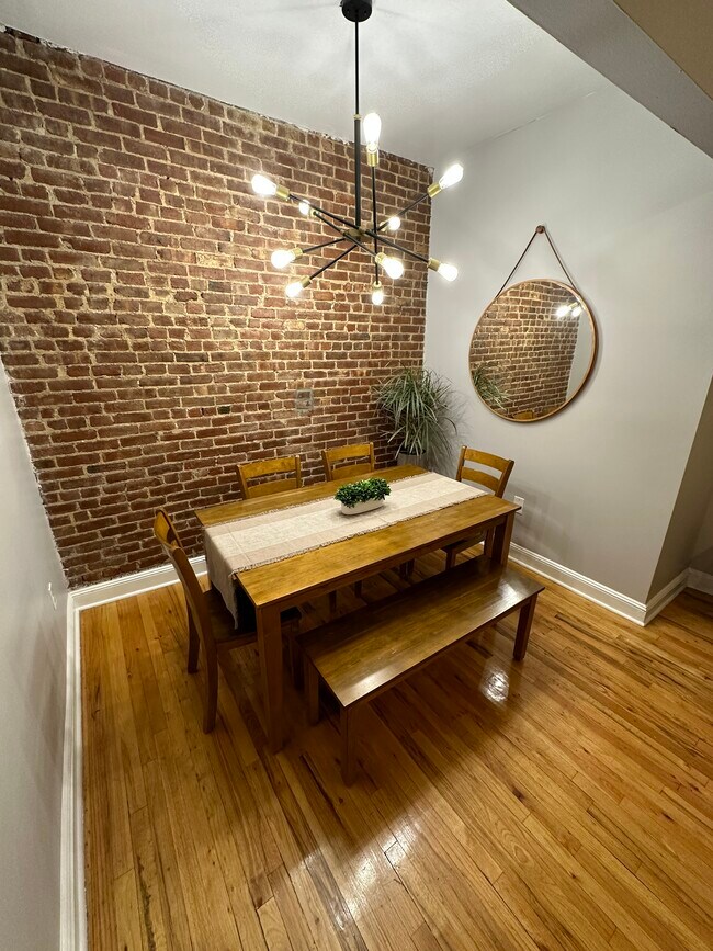 Building Photo - 135 Park Ave