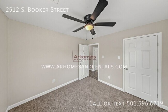 Building Photo - 2512 Booker St