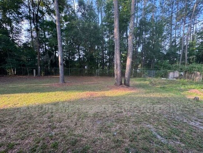 Building Photo - 7209 SW 45th Pl