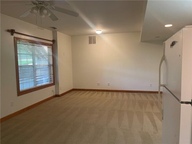 Building Photo - 1023 Cassina Ct SE