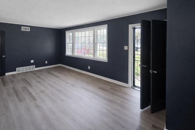 Building Photo - 1205 Bradbury Cove