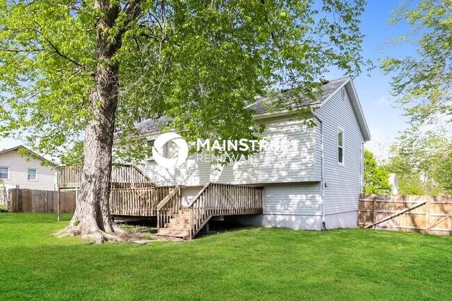 Building Photo - 3 Bedroom Pet-Friendly Home in Belton, MO with Main Street Renewal