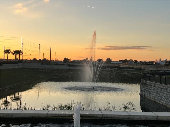 Building Photo - 1515 McDermott Rd