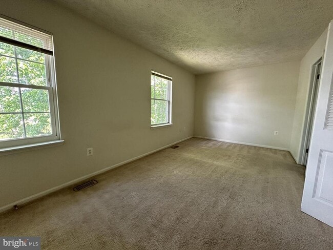 Building Photo - 8625 Cartwright Ct