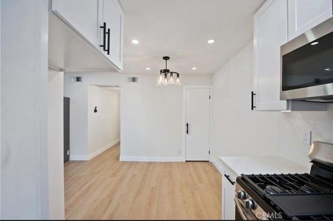 Building Photo - 18028 Saratoga Way