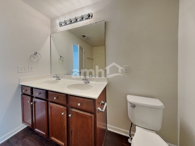 Building Photo - 4984 Mount Hope Dr