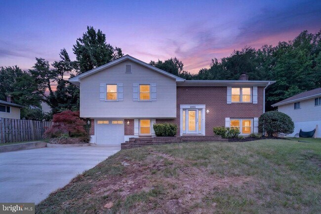 Building Photo - 2903 Ivy Bridge Rd