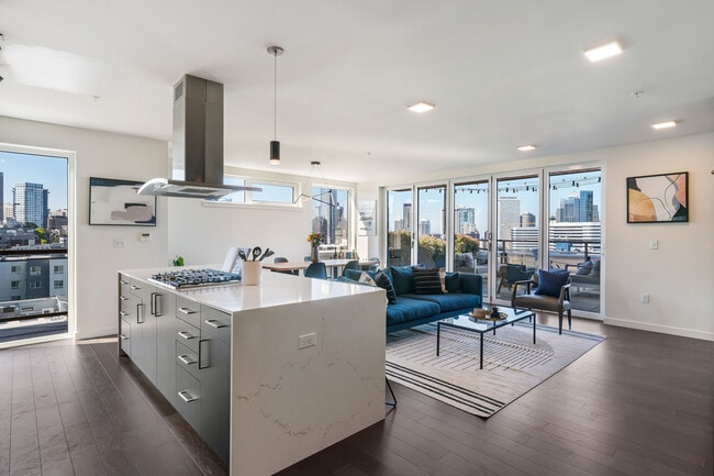 Building Photo - Jet on Boylston