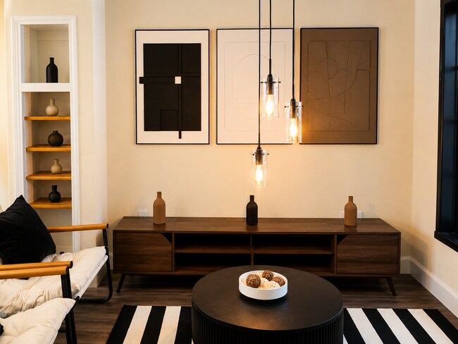 Building Photo - FURNISHED Beautiful Pool Home x Rent in Winter Park Close to Rollins College !
