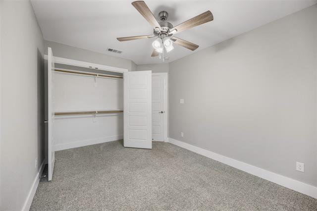 Building Photo - 901 W Collins St