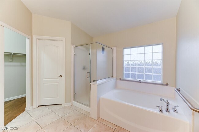 Building Photo - 8647 Majestic Vision Way
