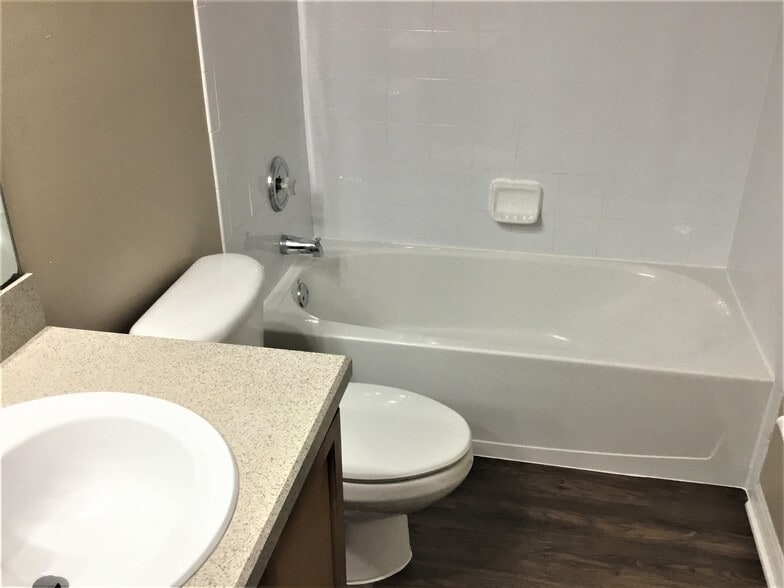 Building Photo - 15319 Torpoint Rd