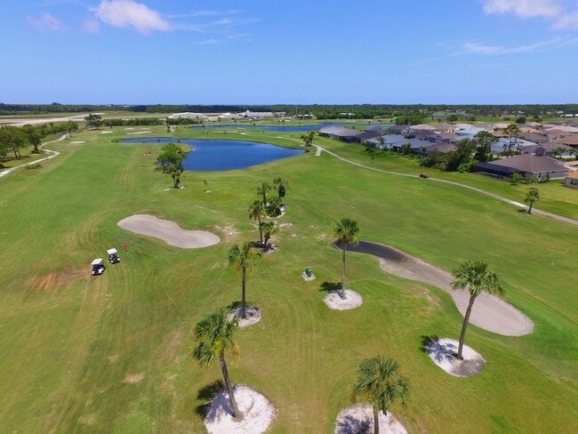 Building Photo - 309 Swallowtail Ln