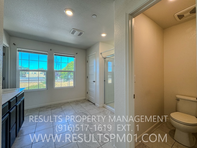 Building Photo - Beautiful Natomas 4 Bedroom Home w Loft